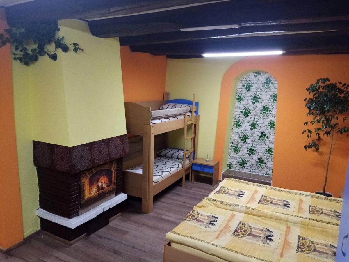 Студио За Четирима "Цвети" Sapareva Banya Eksteriør billede